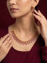 Elegant Statement Necklace with Geometric Drop Motifs