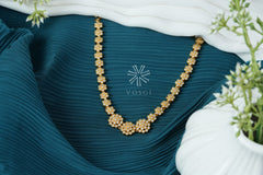 golden stylish necklace for women