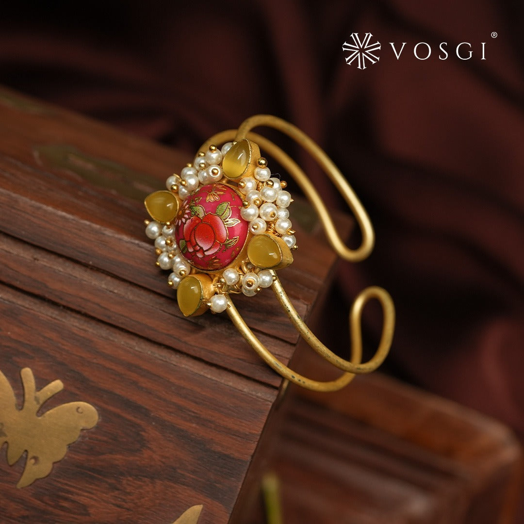 IMITATION JEWELERY FOR WOMEN