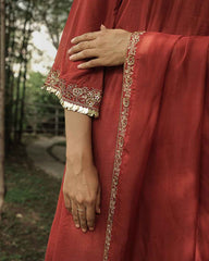 Maroon hand embroidered kurta set