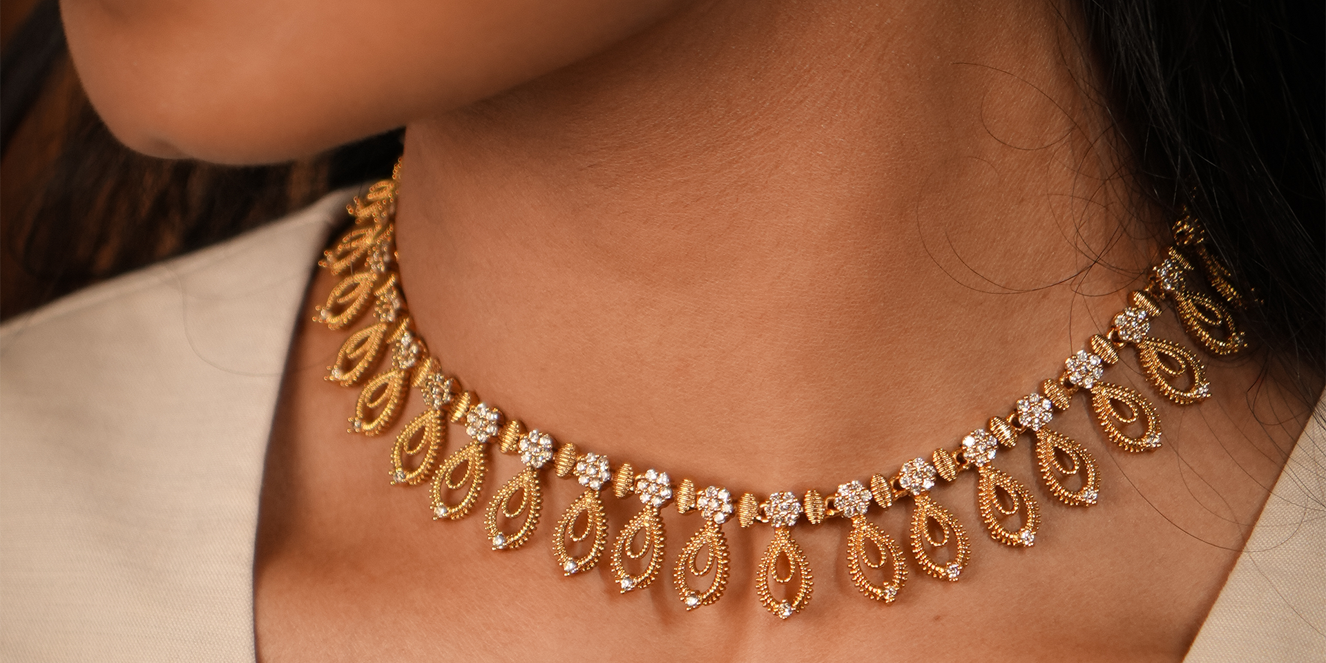 GOLD NECKLACE FOR WOMEN
