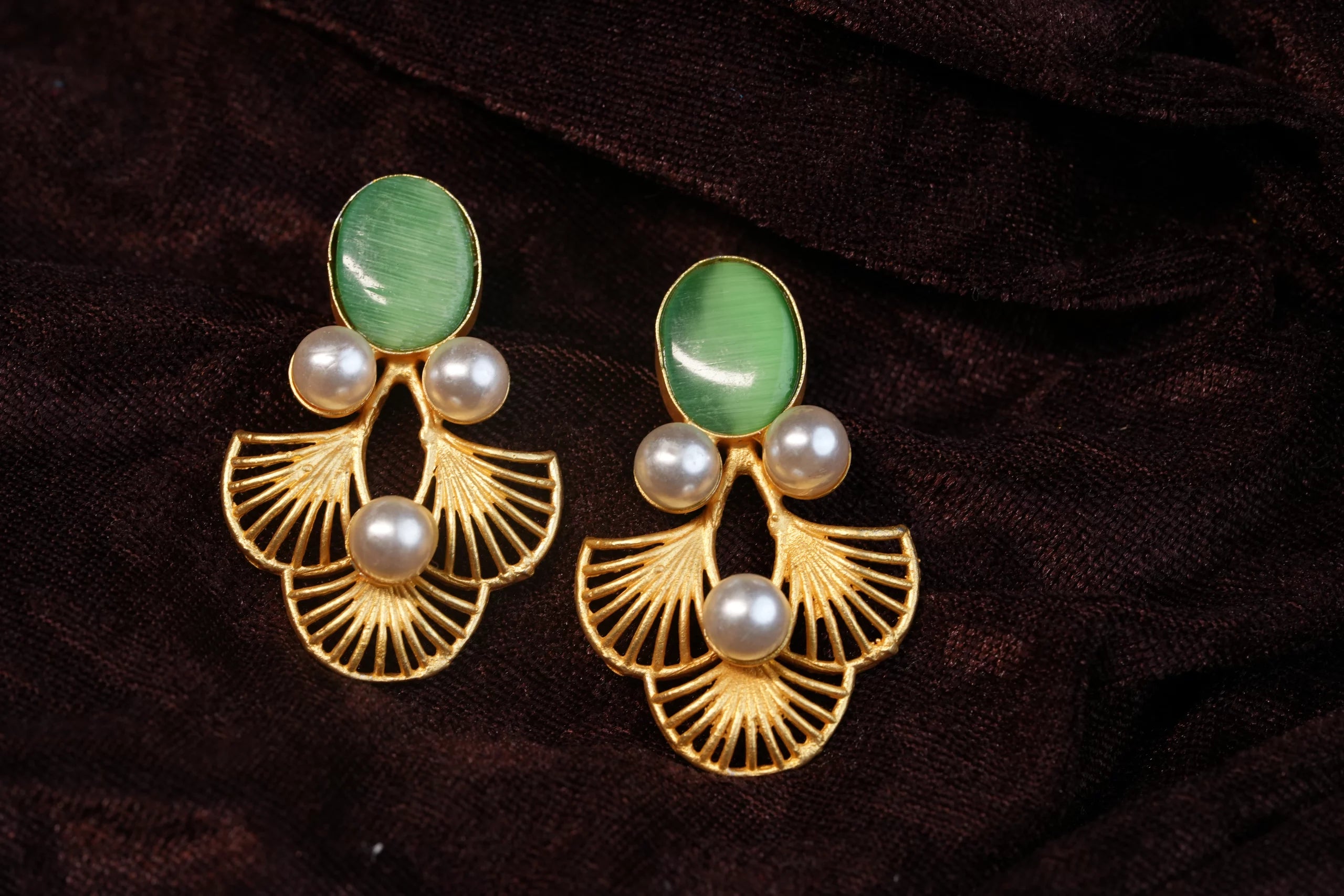IMITATION JEWELERY FOR WOMEN