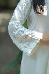 Off White Hand Embroidered Linen Kurta Set